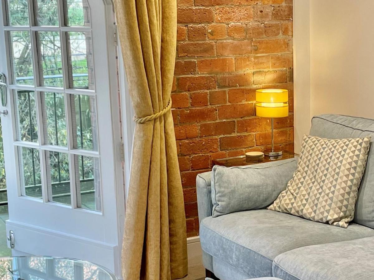 The Butler Suite York Esterno foto